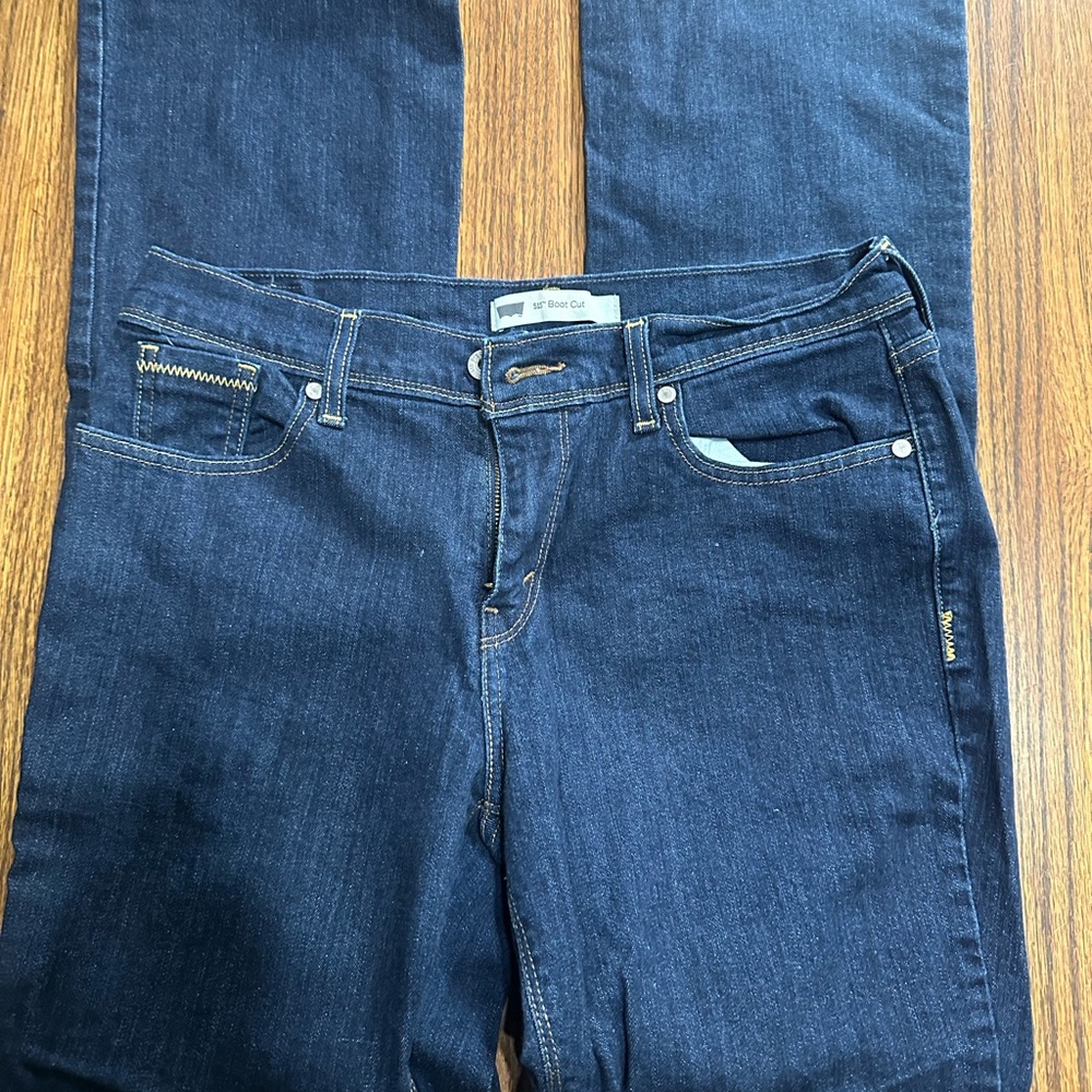 Levi’s Women's Dark Blue Jeans  #Long 34” inseam nwot tags removed and washed